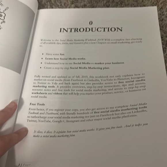 “The Social Media Marketing Workbook” by Jason McDonald 2019 version - Picture 6 of 6